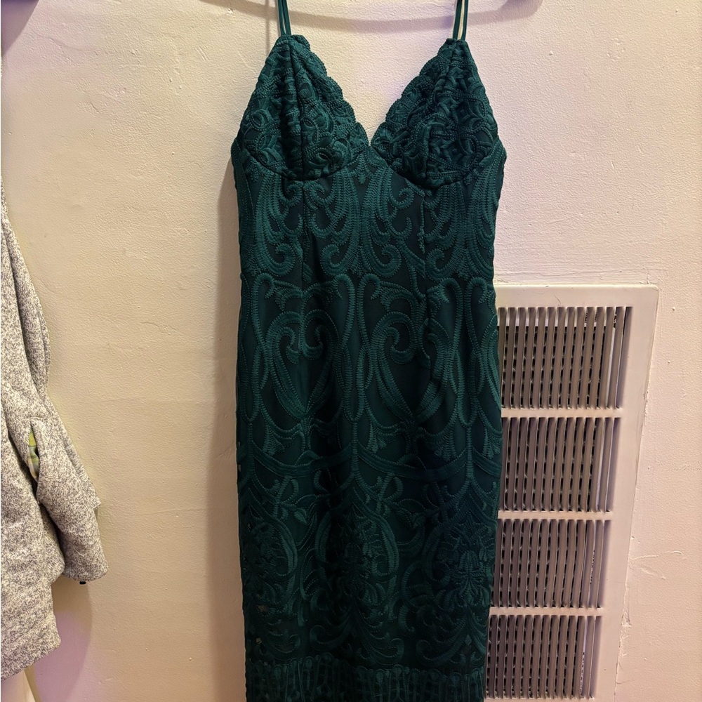 Green Sheath Cocktail Dress with Plunge Neckline
